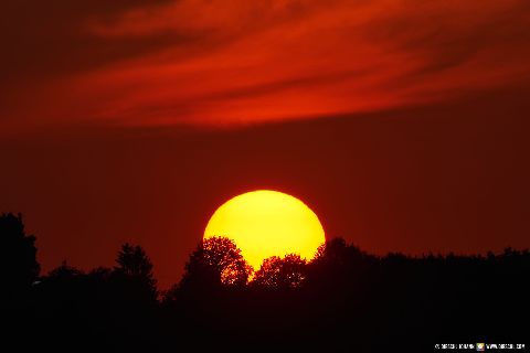 Gemeinde Marktl Landkreis Altötting Sonnenuntergang an der Aussicht (Dirschl Johann) Deutschland AÖ